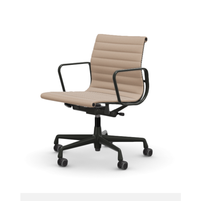 Eames Aluminium Chair EA 118 - Work - Hopsak