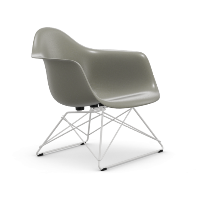 Eames Fiberglass Armchair LAR - wit