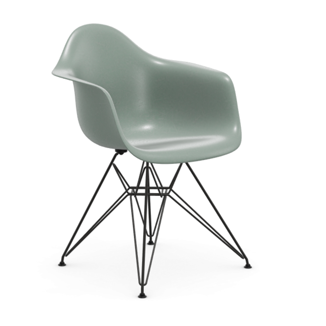 Eames Fiberglass Armchair DAR - zwart