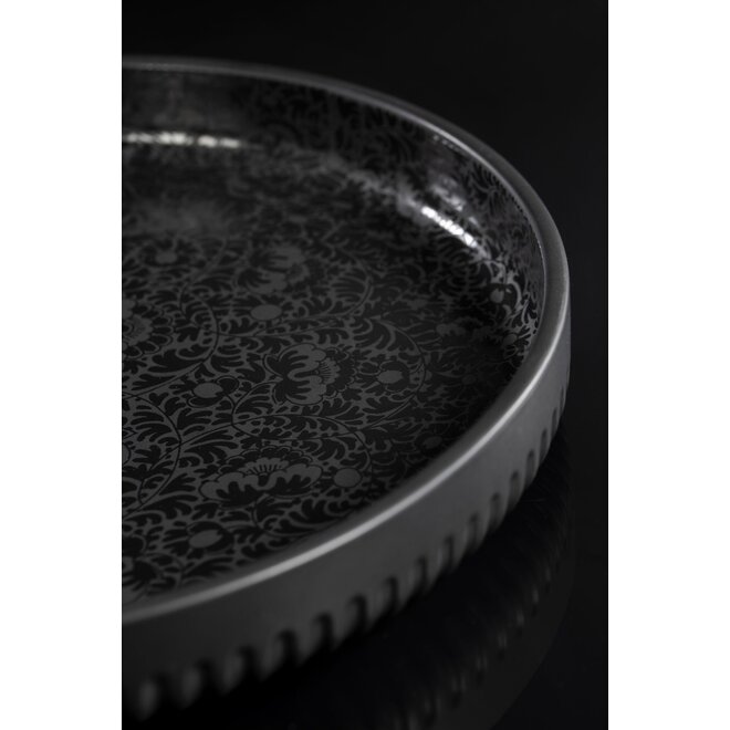 Collar Bowl - black & white reflection