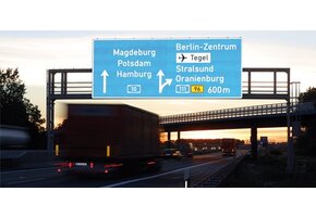 ORALITE® 5800 - High Intensity Grade - 1235 mm