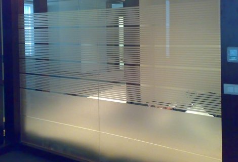 ASLAN EL-210  - Glassdecor met een melkglazen look - Dry Apply - 1,26 meter