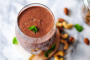 Low Carb Organic Chocolate Cashew Shake