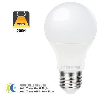 E27 8w Led lamp, 2700K warm wit, Dag/Nacht Sensor, 2 Jaar garantie