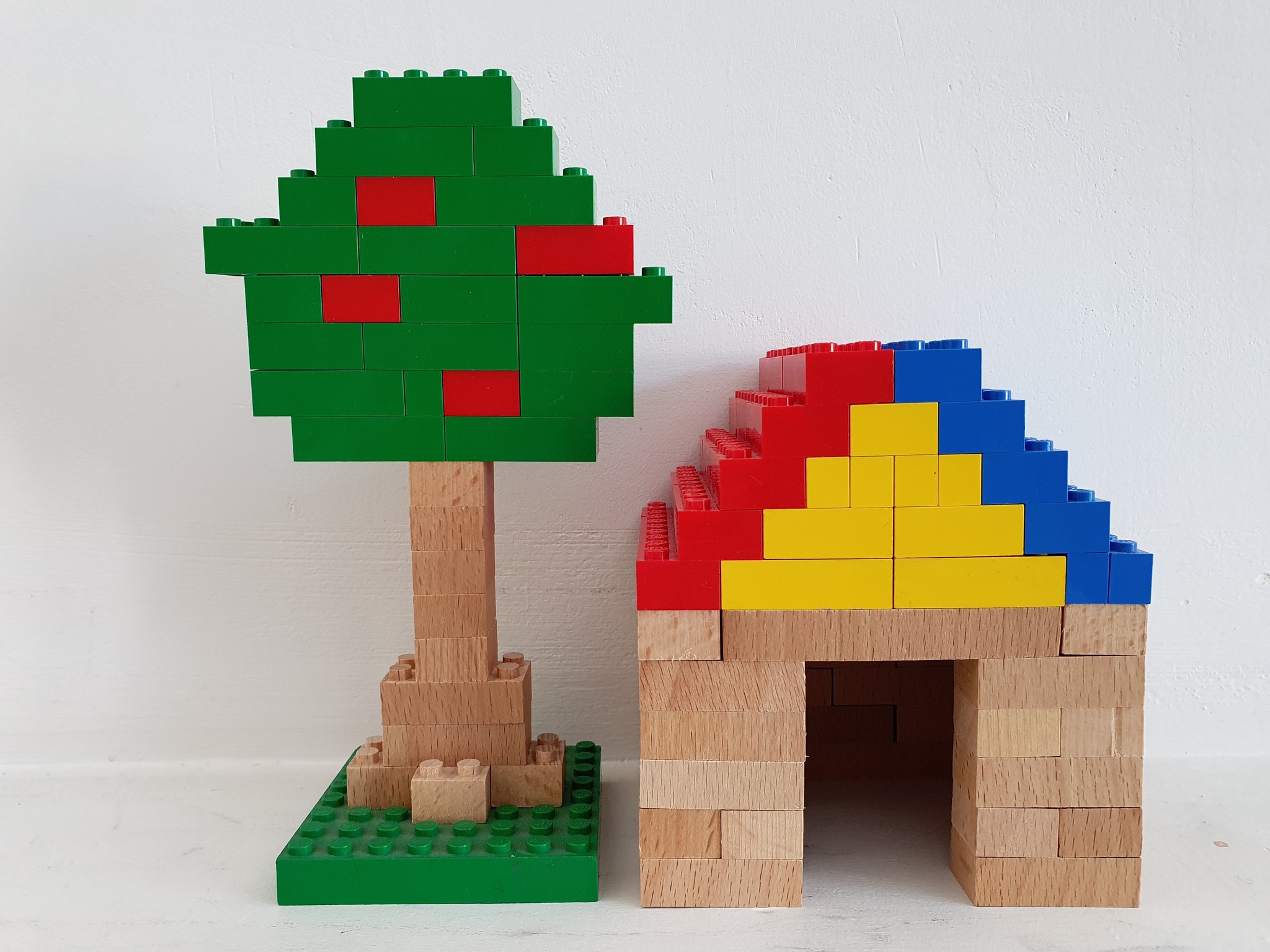 Ontrouw Aanbeveling Doorzichtig Houten bouwblokken verbouwbaar met Lego - Kinderspel ®
