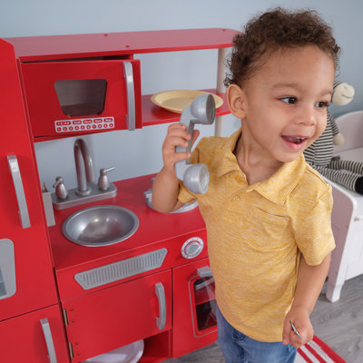 Cuisine en bois rouge vintage pour enfants