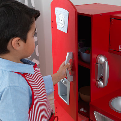 Cuisine en bois rouge vintage pour enfants