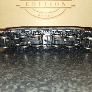 Roco Roco 43660 DRG E18 08 "Museum Edition" DC era II (gauge H0)