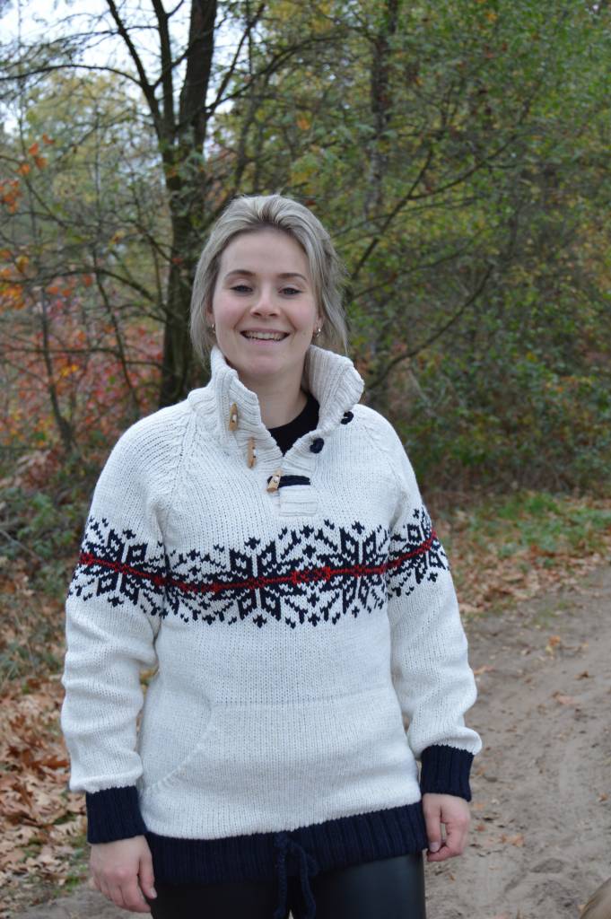 Portugesewol White pullover with double knit collar and knitted Norwegian pattern
