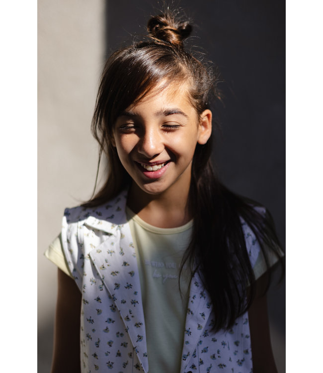 LEVV Meisjes gilet - Dora - AOP Off wit bloemen