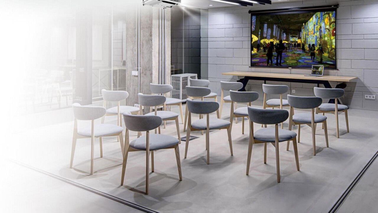 Optoma Optoma W319ST WXGA 4000 lumen short-throw beamer Optoma Optoma W319ST WXGA 4000 lumen short-throw beamer