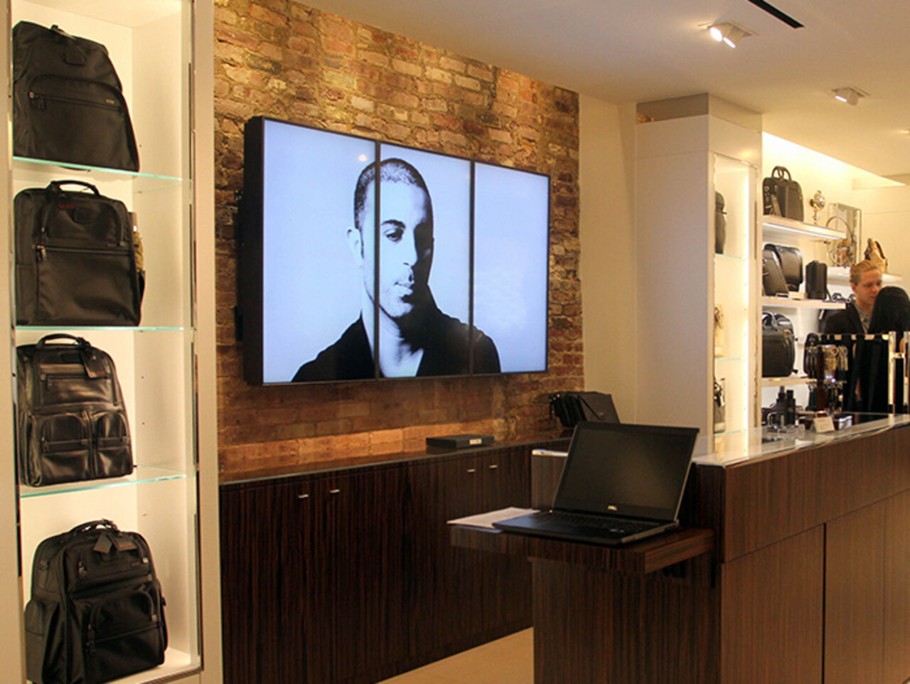 DynaScan DynaScan DS491LT4 ultra-high brightness LCD