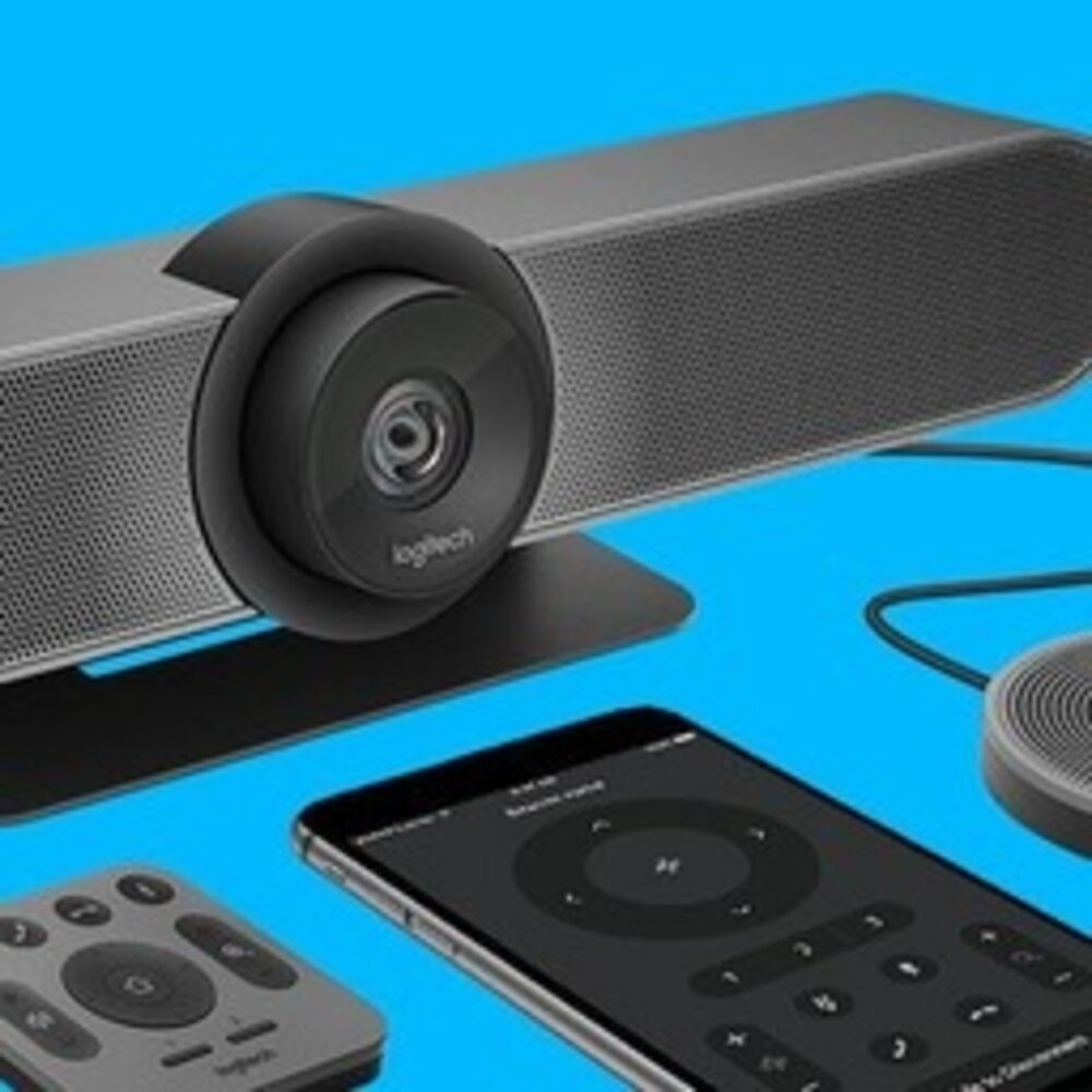 Samsung QB55R met Logitech MeetUp set Samsung QB55R met Logitech MeetUp set