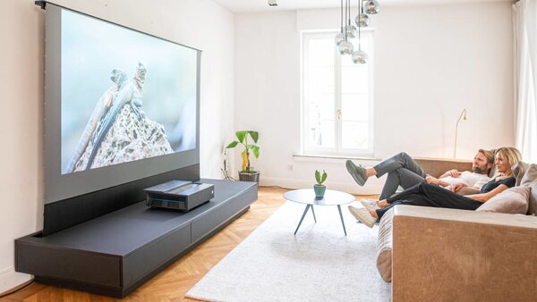 BenQ BenQ V7000i 4K Laser Ultra Short Throw Home Theater BenQ BenQ V7000i 4K Laser Ultra Short Throw Home Theater