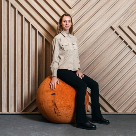 Fruscle Fruscle zitbal chenille roest Fruscle Fruscle zitbal chenille roest