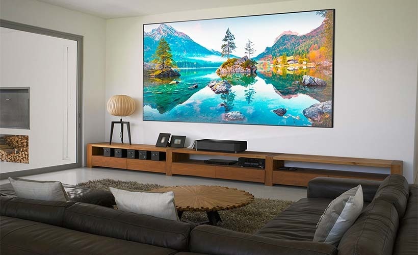 Epson EH-LS800 - ultra short throw 4K UHD laser tv