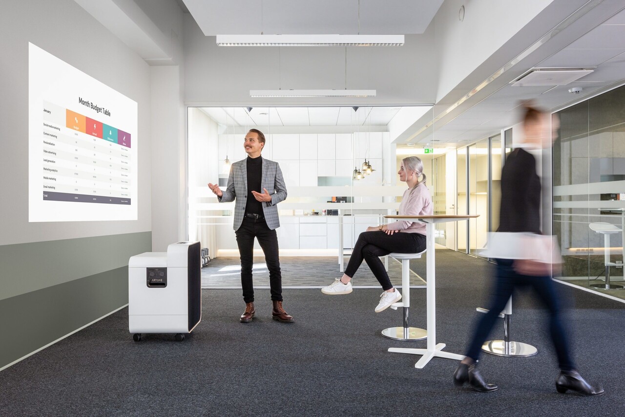 Artome Artome M10 audiovisuele totaal oplossing in hout versie