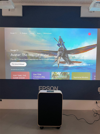 Artome Beamer totaaloplossing met 150 inch beeld, microfoon en geluid