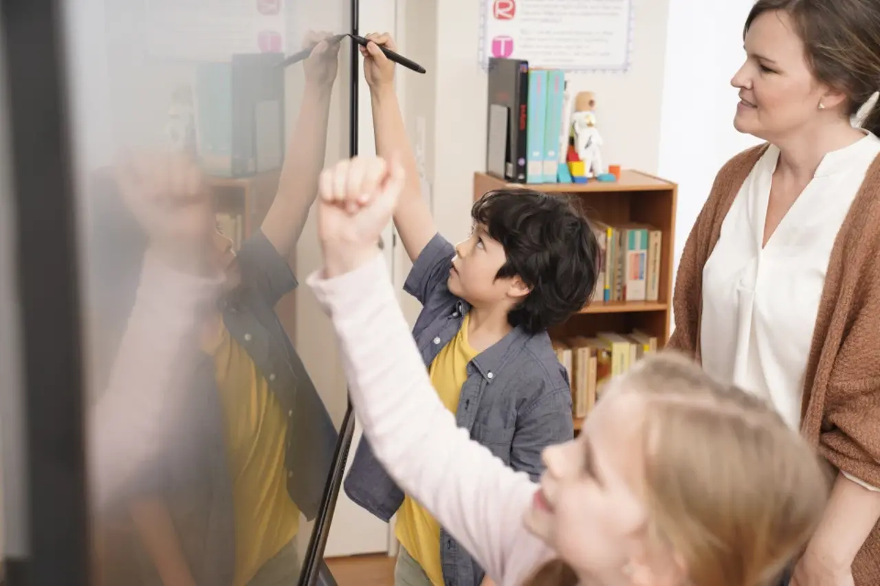 Viewsonic Viewsonic Viewboard  IFP5550-5 interactieve display