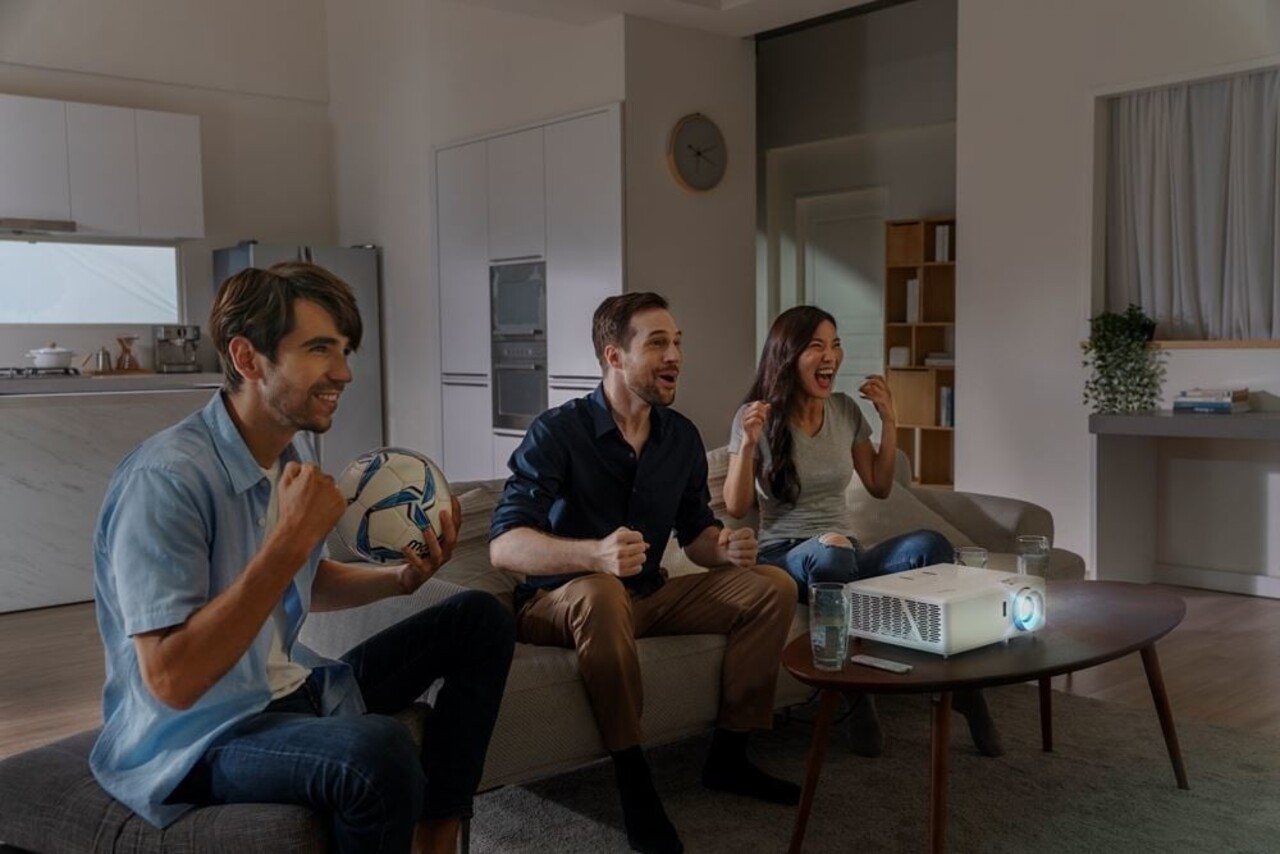 Optoma Optoma UHZ35ST 4K Laser Projector Optoma Optoma UHZ35ST 4K Laser Projector