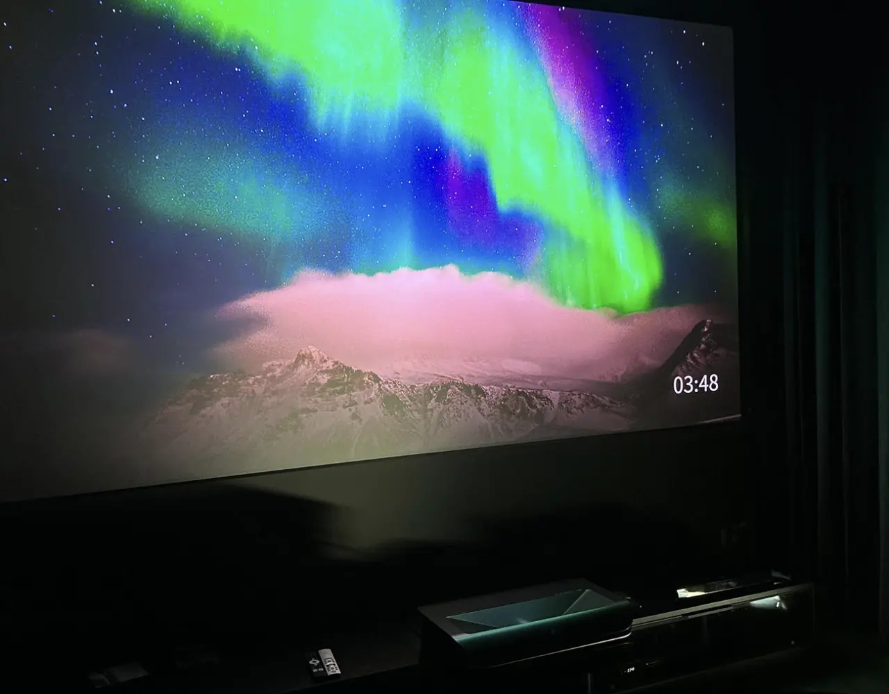 Awol Vision AWOL VISION Cinematic ALR 150" projectiescreen Awol Vision AWOL VISION Cinematic ALR 150" projectiescreen