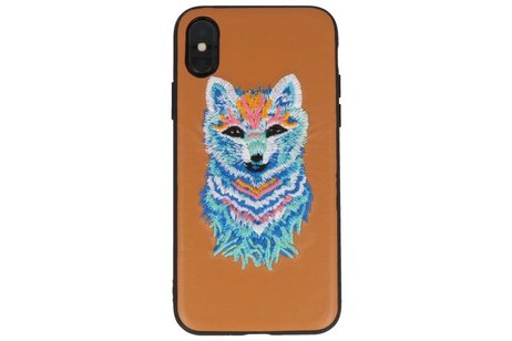 Borduurwerk Wolf Back Cases - Hoesje Geschikt voor iPhone X Bruin