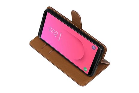 BAOHU Zakelijke Book Case Telefoonhoesje Geschikt voor de Samsung Galaxy J8 - Portemonnee Hoesje - Pasjeshouder Wallet Case - Mocca