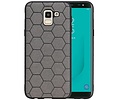 Hexagon Hard Case - Telefoonhoesje - Backcover Hoesje - achterkant hoesje - Geschikt voor Samsung Galaxy J6 - Grijs