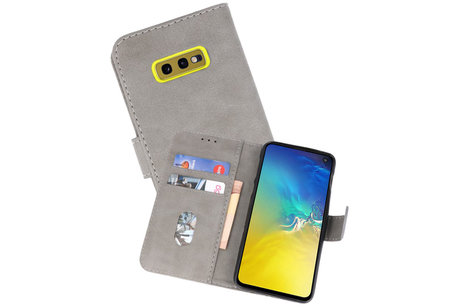 Hoesje Geschikt voor de Samsung Galaxy S10e - Kaarthouder Book Case Telefoonhoesje - Grijs