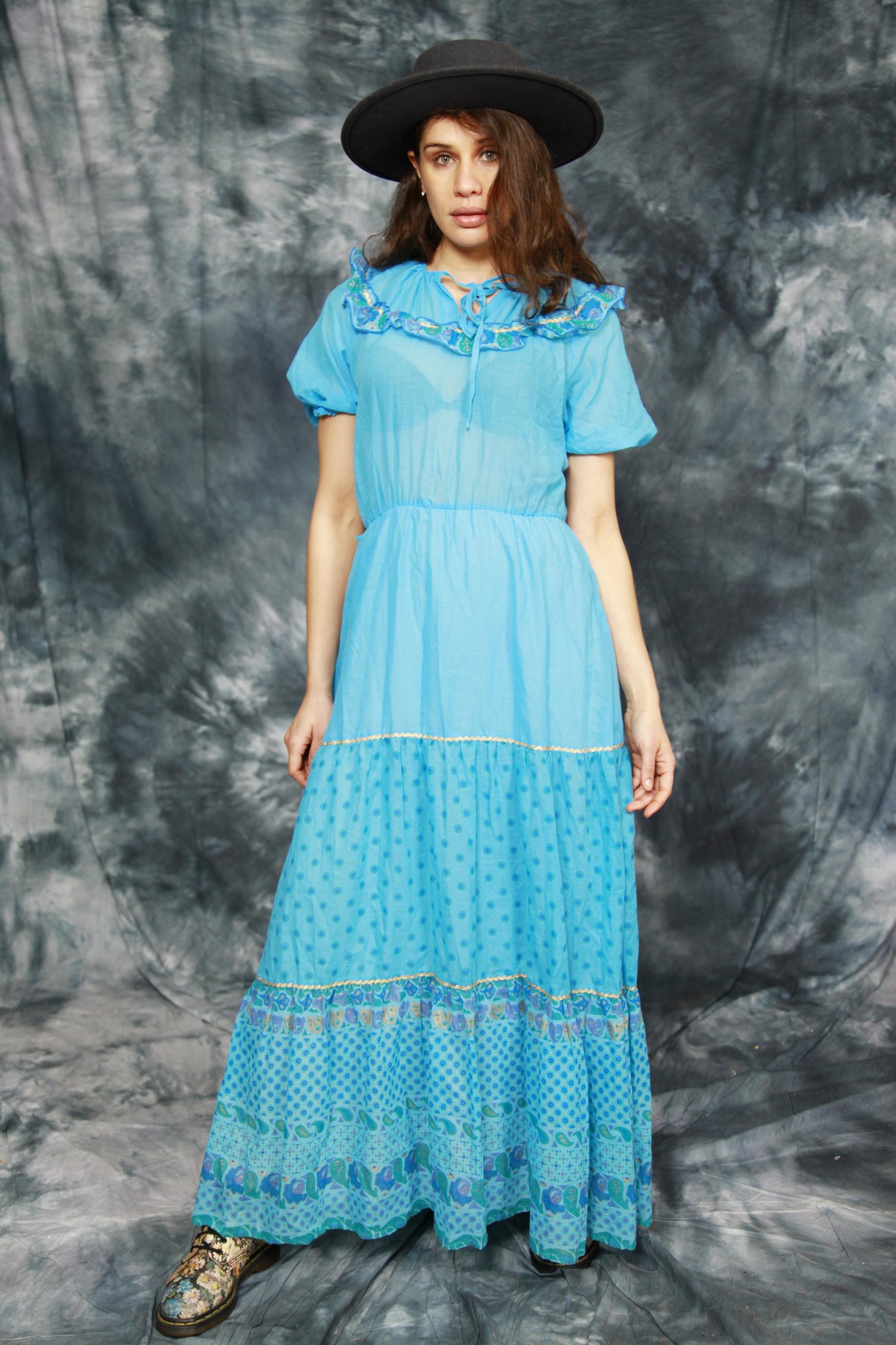 Classic 70s maxi dress in pink - VNTG Label