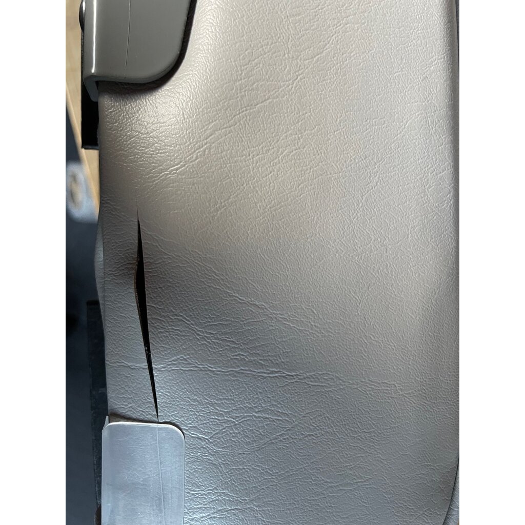 Eggers Comfort High Back Boat Seat Gray/Charcoal ** damaged