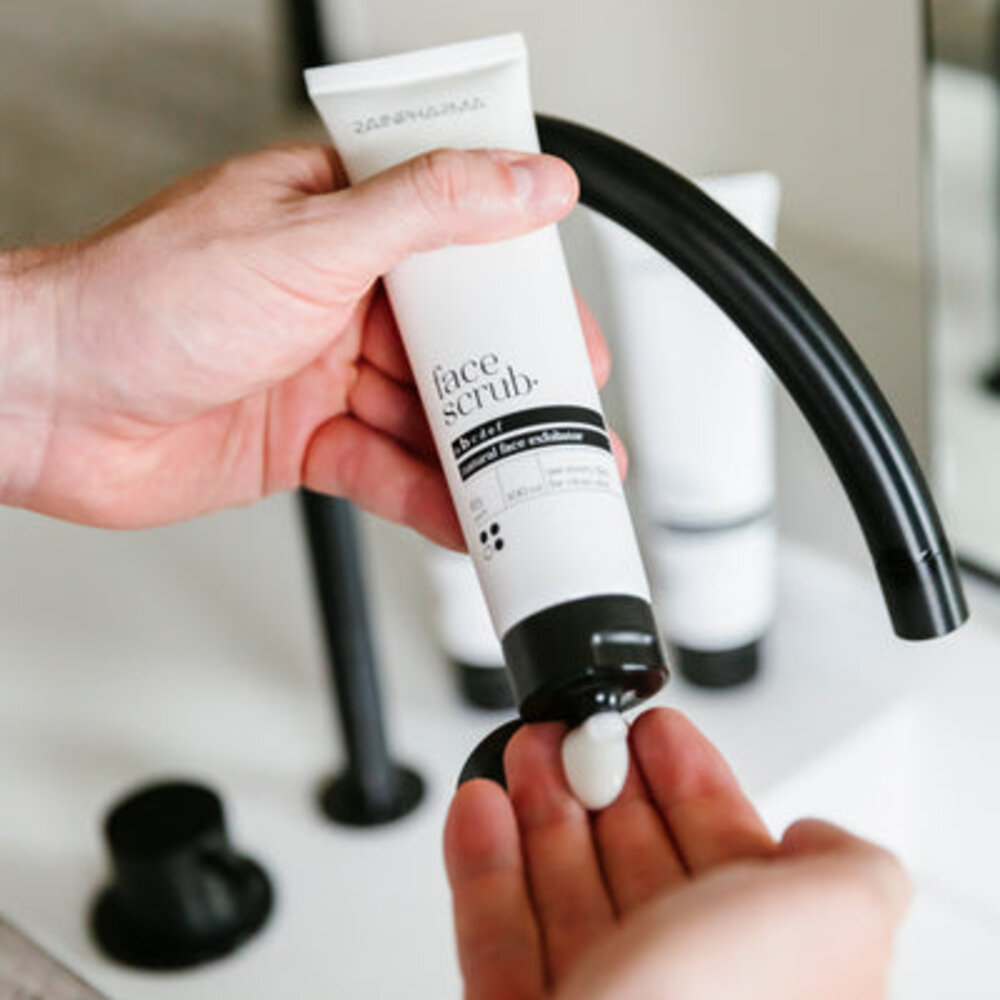 Rainpharma Rainpharma face scrub (Brightening Face Scrub) 100ml