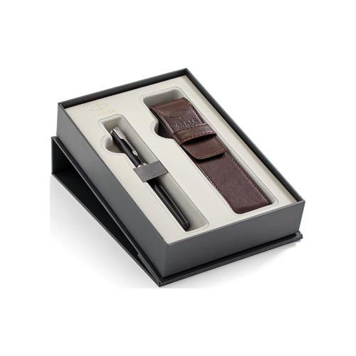 Parker Parker giftbox Sonnet vulpen medium + pen pouch, zwart