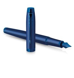 Parker Parker IM Monochrome Blue vulpen, fijn, giftbox