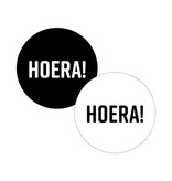 Merkloos KP etiket "Hoera!", diameter 40 mm, 2 varianten, rol van 250 stuks