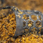 Hexmesh Plastic Bullet Feeder Large