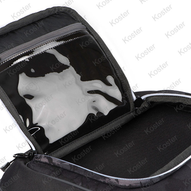 Voyager Camo Medium Carryall