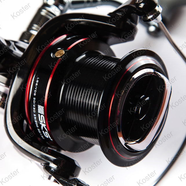 SKS Black Surf Reel 8000