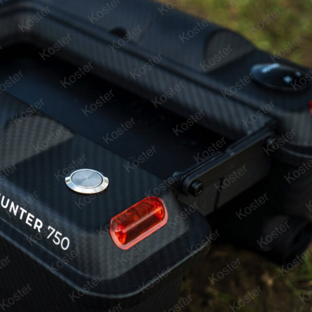 Hunter 750 Bait Boat