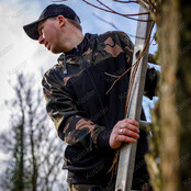 LW Black / Camo Split Zip Hoody LW Black / Camo Split Zip Hoody