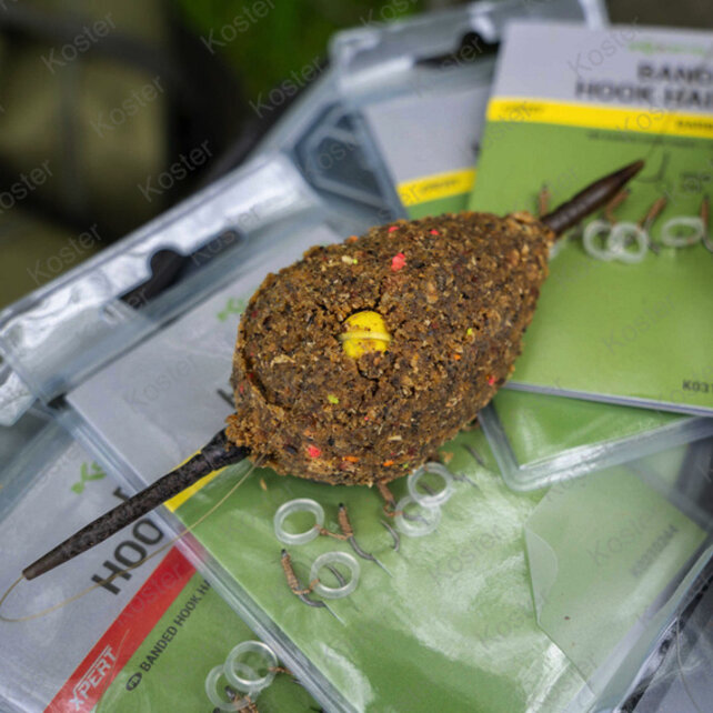 Banded Hook Hairs - Barbed