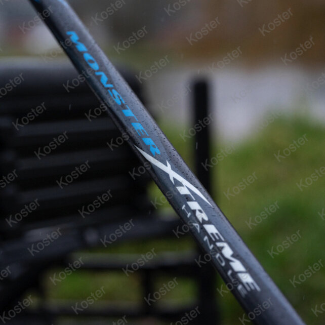 Monster Xtreme Handle 4 Meter  (schepnetsteel) Monster Xtreme Handle 4 Meter  (schepnetsteel)