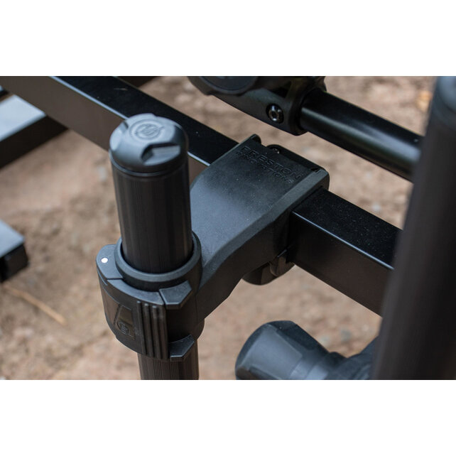 Absolute Feeder Chair II