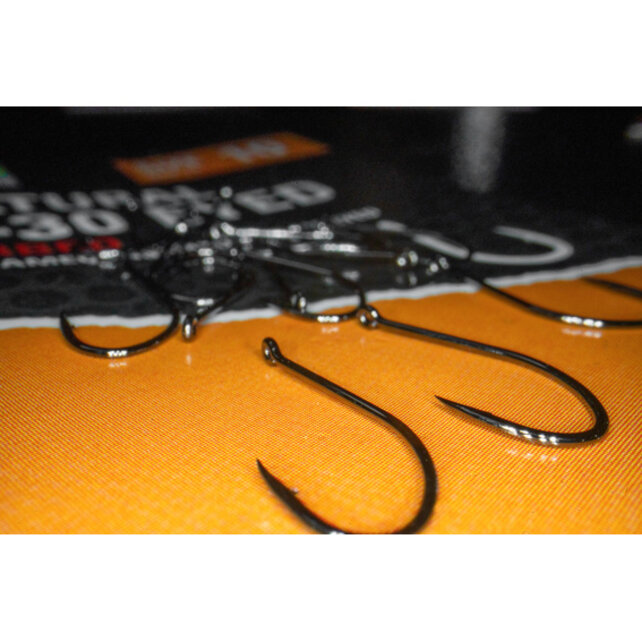 Natural N-30 Eyed Haak