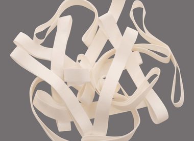 White elastic bands