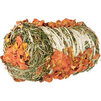 Hooibaal met pompoen en wortel