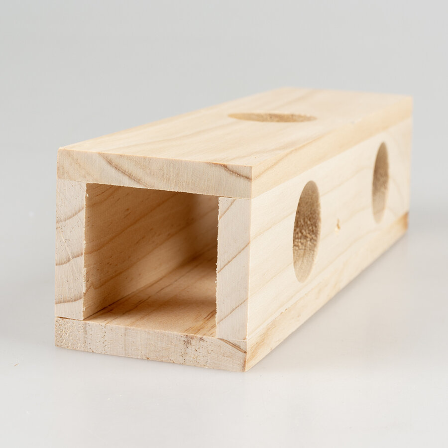 Houten tunnel voor kleine knaagdieren