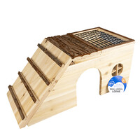 Houten schuilhuis met groendak voor konijnen en knaagdieren