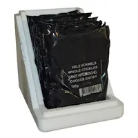 Natuurlijke hele kokkels als diepvriesvoer voor vissen.