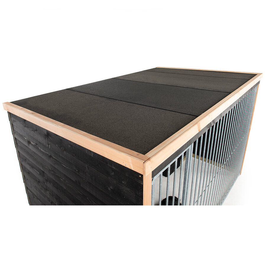 Hondenkennel Dave buiten | 316 x 208 x 196 cm | houten kennel met spijlenpaneel en deur